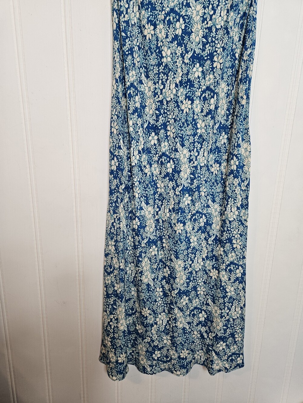 Free People Bon Voyage Midi Dress M Floral Boho Keyhole Smocked Blue Combo - Picture 4 of 15
